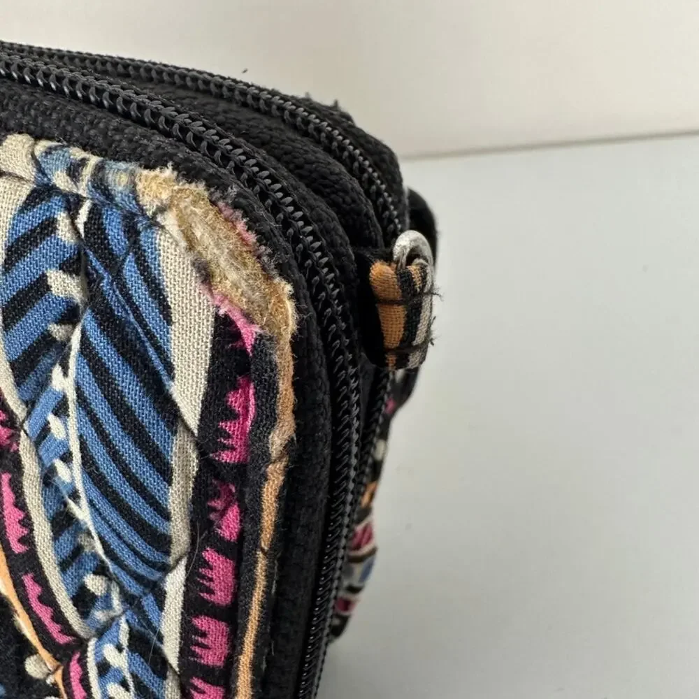 Vera Bradley Bandana Swirl All In One Crossbody Wristlet Wallet No Straps & Wear - Picture 9 of 11